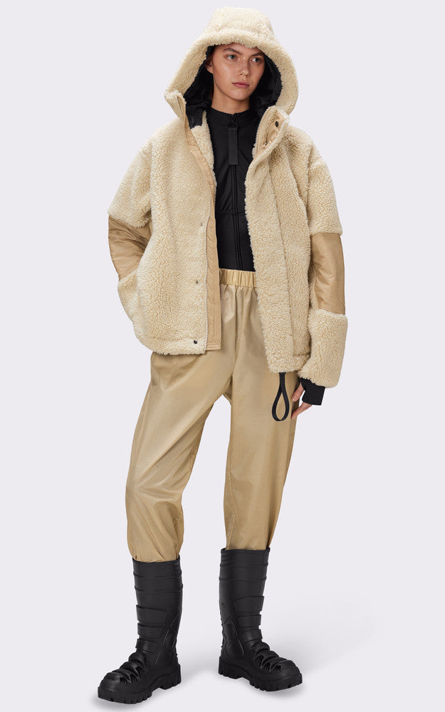 Felpa Unisex RAINS con cappuccio in pile Kofu 18480 Sand