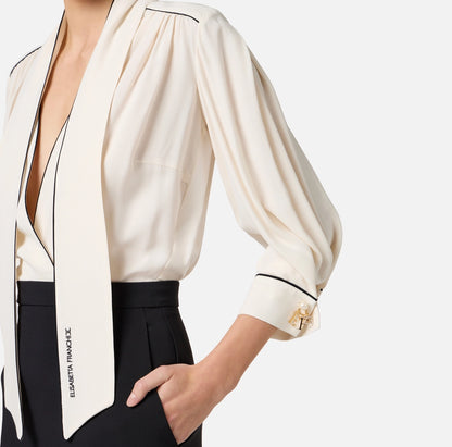 Abito in georgette e crêpe con piping AB77151E2 Nero/Burro